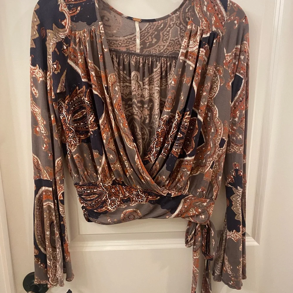 Free People Fiona Wrap Bell Sleeves Paisley Top Size XS